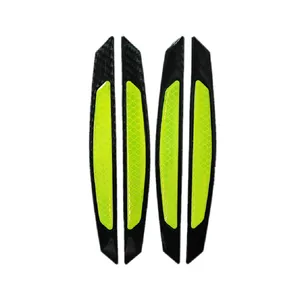 برچسب بدنه خودرو مدل شبرنگ بسته چهار عددی