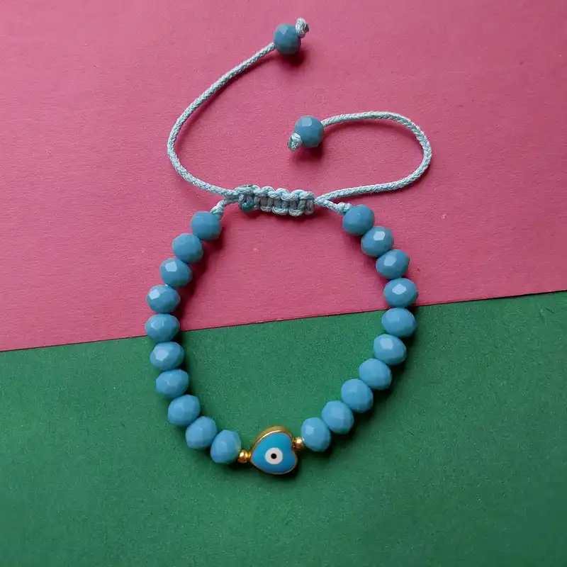 دستبند زنانه مدل چشم نظر طرح قلبی کد HC247