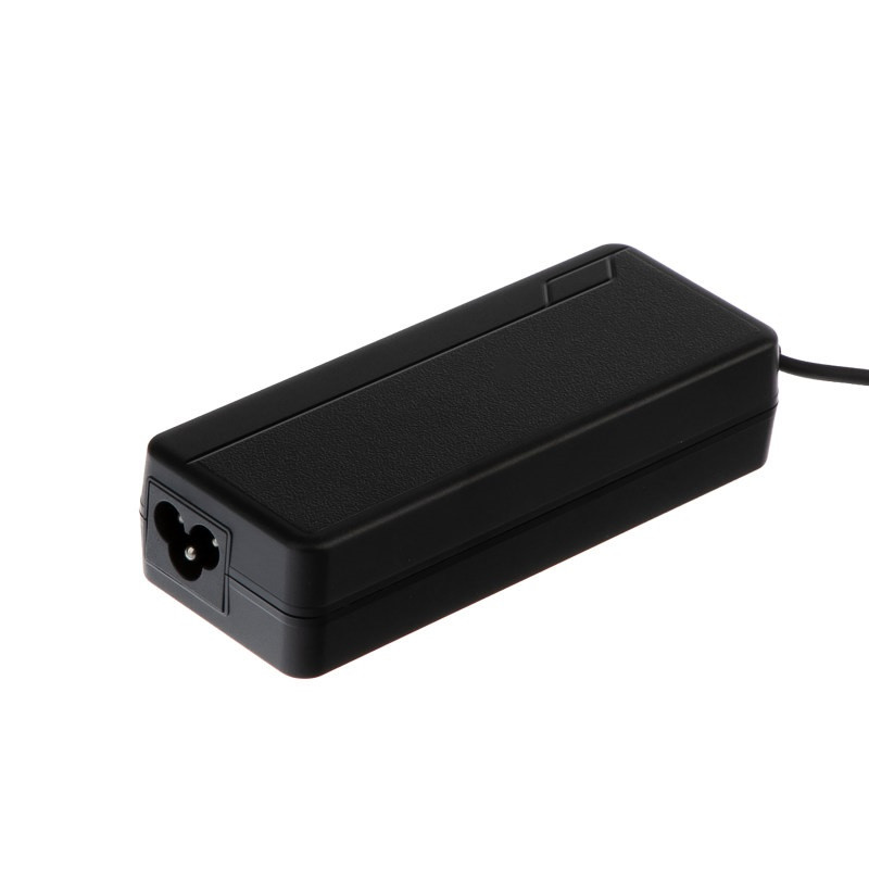 کامپیوتر کوچک اینتل مدل NUC8i5BELS-8240