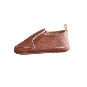 پاپوش نوزادی های بیبی
مدل کلاسیک