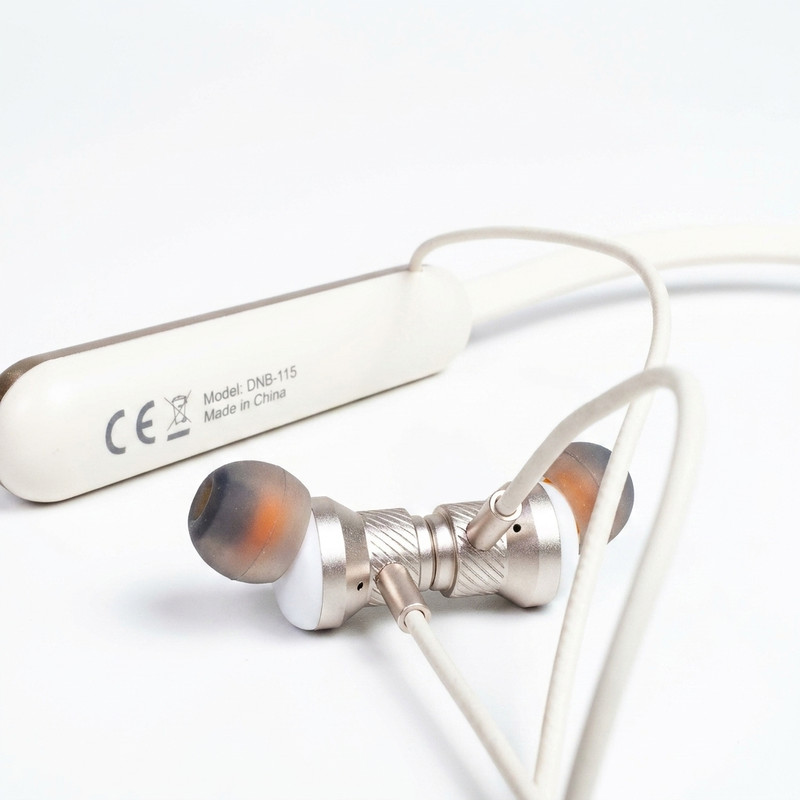 هدفون بلوتوثی گرند اسکای مدل GNB - 110