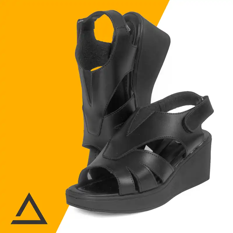 صندل زنانه چرم آراهمراه مدل ARASA09