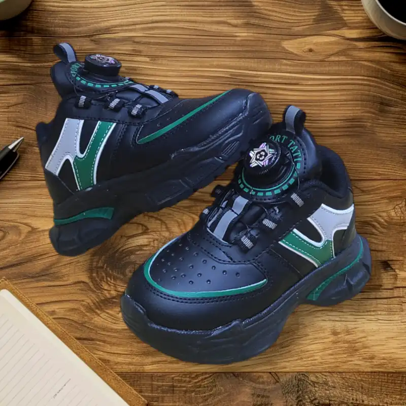 کفش مخصوص پیاده روی پسرانه مدل تاتی