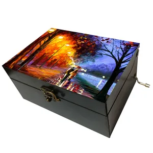 جعبه موزیکال مدل هندلی طرح منظره عاشقانه کوچه کد T1113