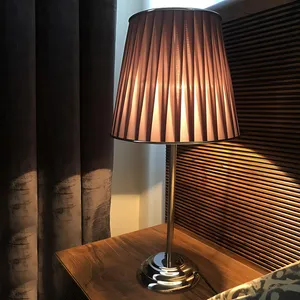 آباژور رومیزی مدل V014