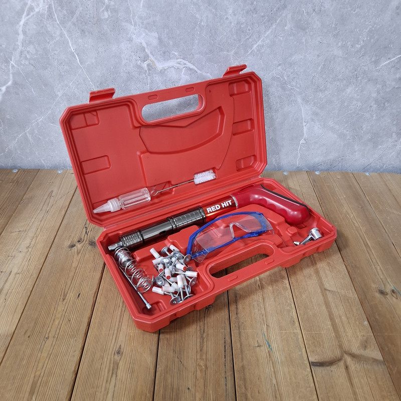 میخ کوب رد هیت مدل 1120 سایز 20 - 50 میلی متر به همراه 20 عدد میخ چاشنی مجموعه 30 عددی