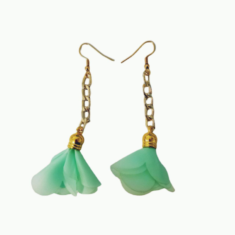 گوشواره دخترانه مدل گل رز گوشواره دخترانه مدل گل رز