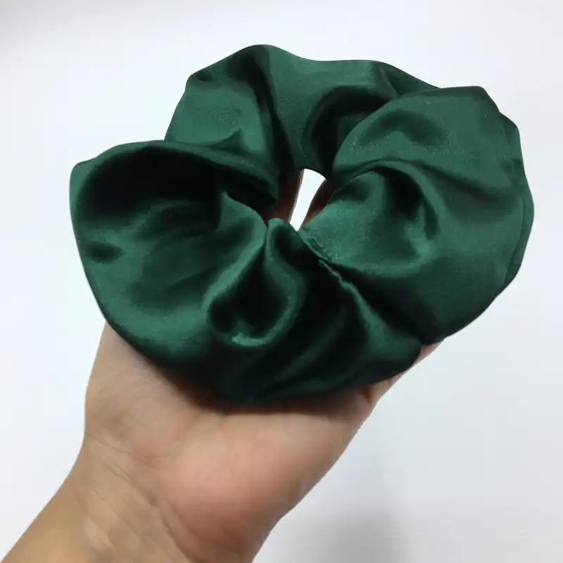 کش موی زنانه مدل ساتن