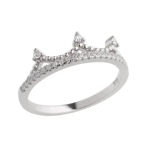 انگشتر نقره زنانه سواروسکی مدل تاج ملکه طرح queen کد 59163