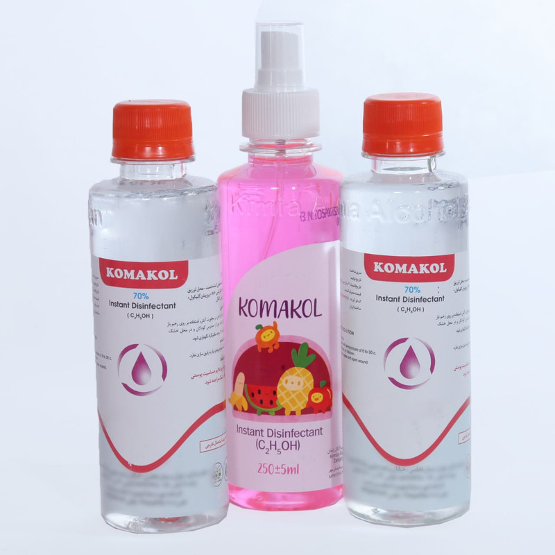 محلول ضد عفونی کننده کماکل حجم 250 میلی لیتر بسته دو عددی به همراه اسپری ضد عفونی کننده کماکل مدل استوایی حجم 250 میلی لیتر