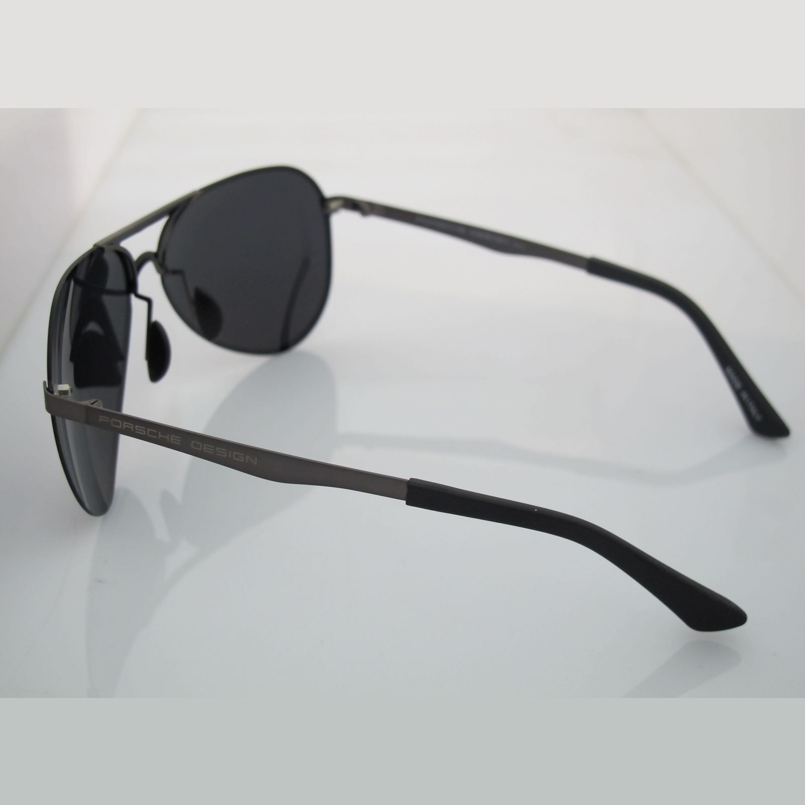 عینک آفتابی مدل P8805
 -  - 5
