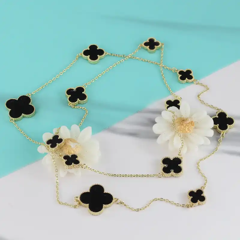 گردنبند زنانه مدل رولباسی کد BB454