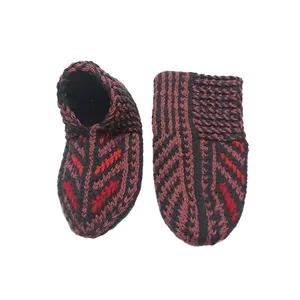 پاپوش بافتنی مدل سرو کد 00046