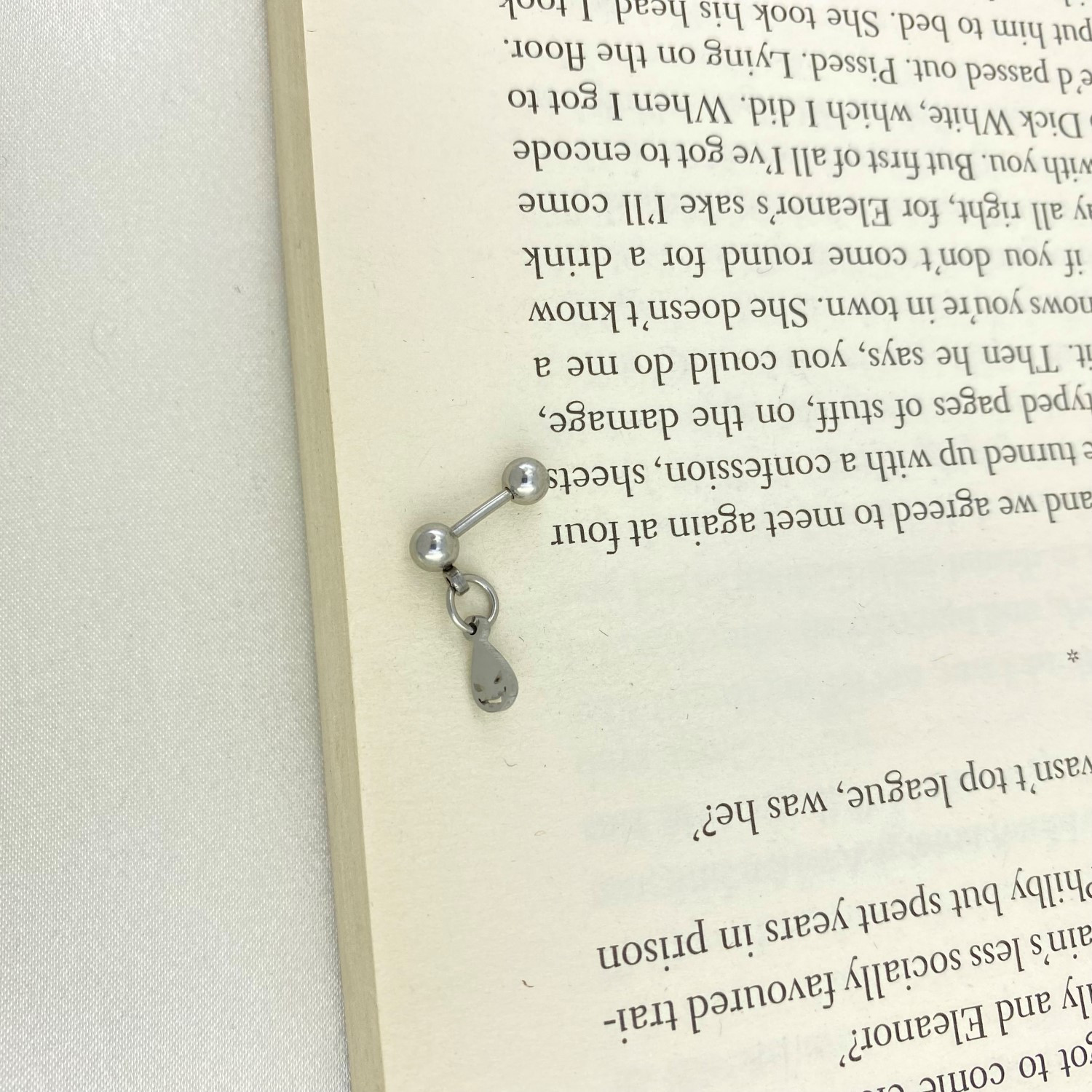 پیرسینگ گوش زنانه مدل کدو تنبل کد P4317 پیرسینگ گوش زنانه مدل کدو تنبل کد P4317