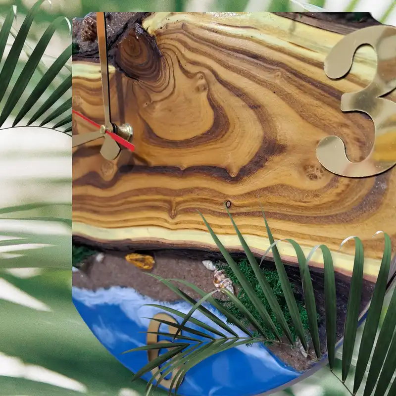 ساعت دیواری مدل چوب ورزین