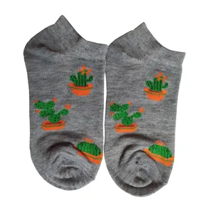 جوراب مدل کاکتوس رنگ طوسی