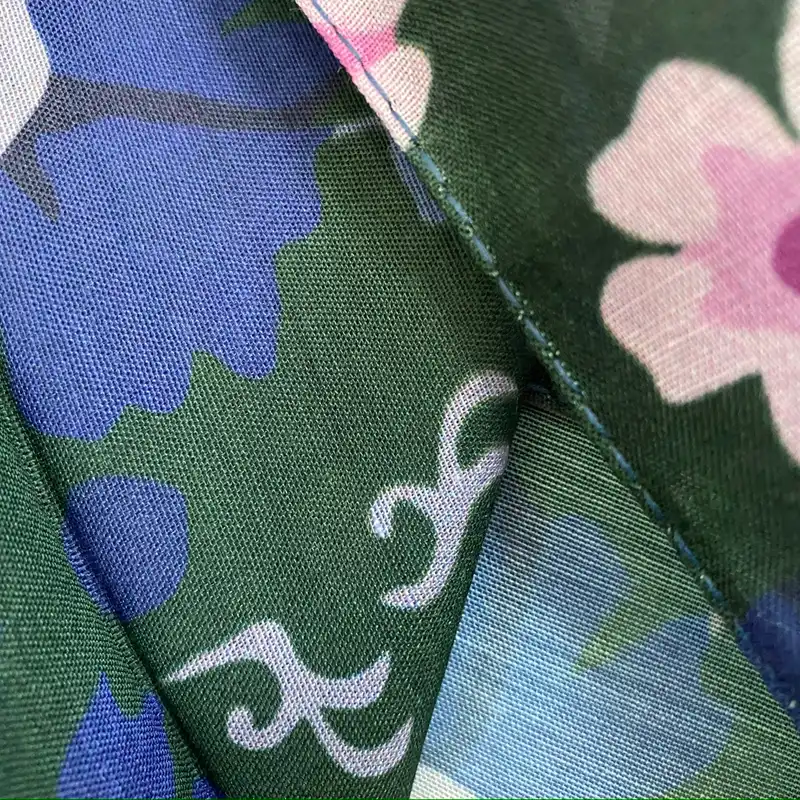 روسری زنانه مدل نخ اسپان منگوله دار کد 1632