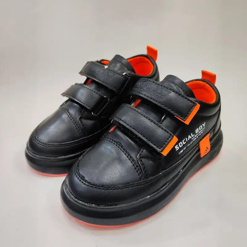 کفش مخصوص پیاده روی بچگانه مدل 2025 hgfg