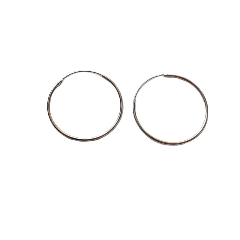 گوشواره نقره زنانه آی ام مدل حلقه ای گوشواره نقره زنانه آی ام مدل حلقه ای