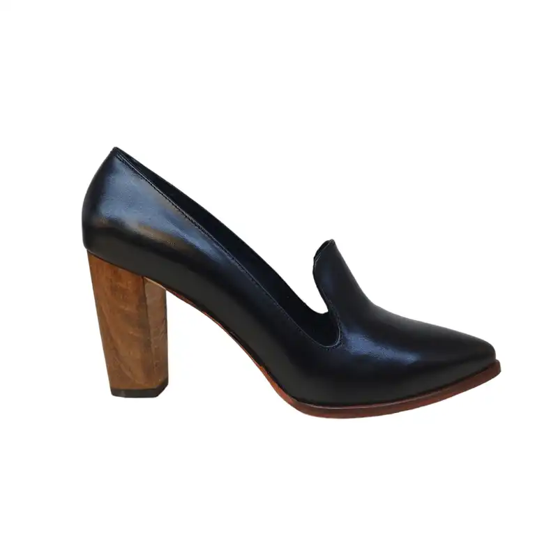 کفش زنانه مدل عــــالیه چرم طبیعی رنگ مشکی