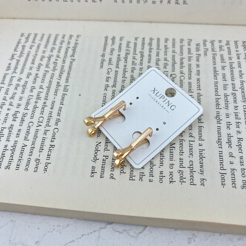 گوشواره زنانه ژوپینگ مدل قیچی کد E5032