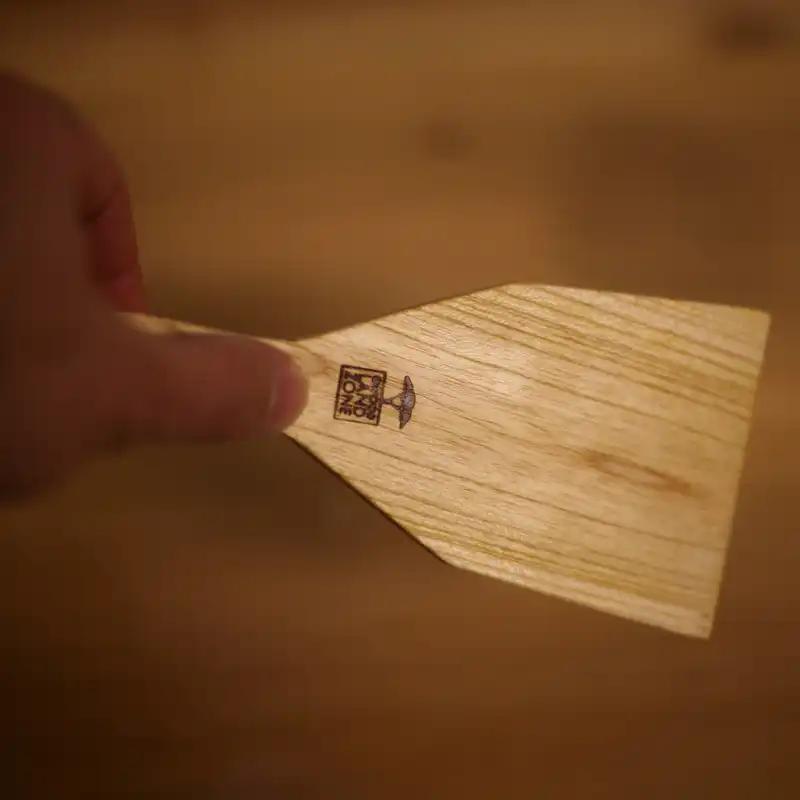 کفگیر چوبی وودلندزون مدل نارون