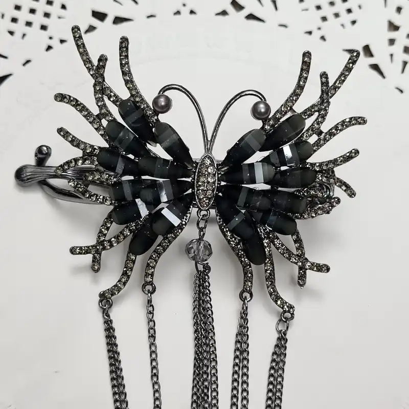 گیره مو زنانه مدل چفتی پروانه مشکی ققنوس آویزدار کد brg 666