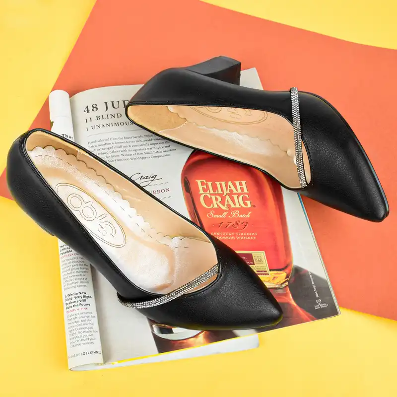 کفش زنانه مورتی مدل مانیزالس BK.2978