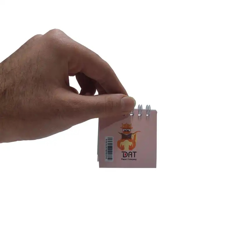 تقویم رومیزی سال 1403 دات مدل دختر