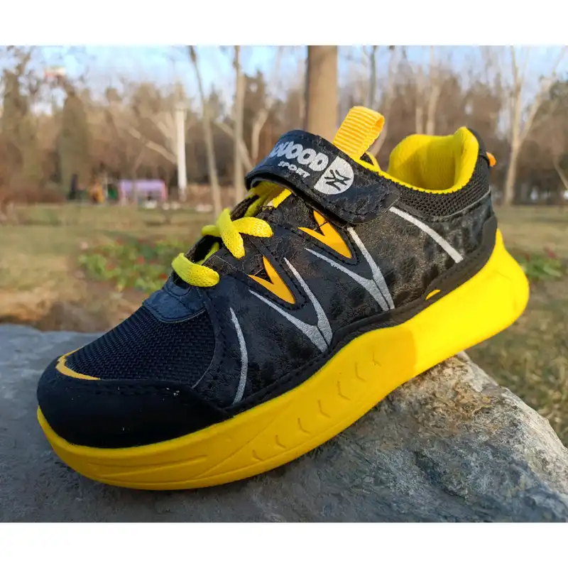 کفش مخصوص پیاده روی بچگانه مدل رایان طبی کد p.a.t رنگ زرد