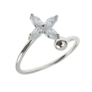 انگشتر نقره زنانه مدل گل و گوی کد 897665