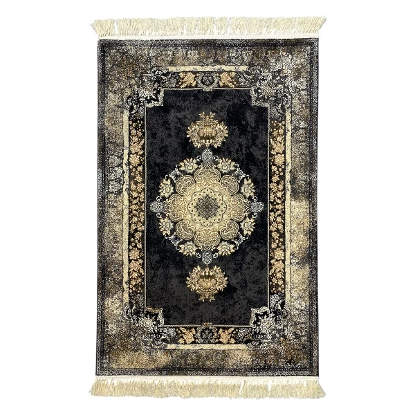 فرش ماشینی 700 شانه فرش هیوا زمینه سرمه‌ای حاشیه سرمه ای مدل طلاکوب 