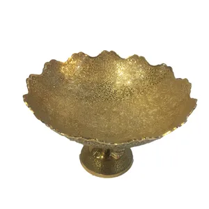میوه خوری برنجی مدل پایه دار طرح گل