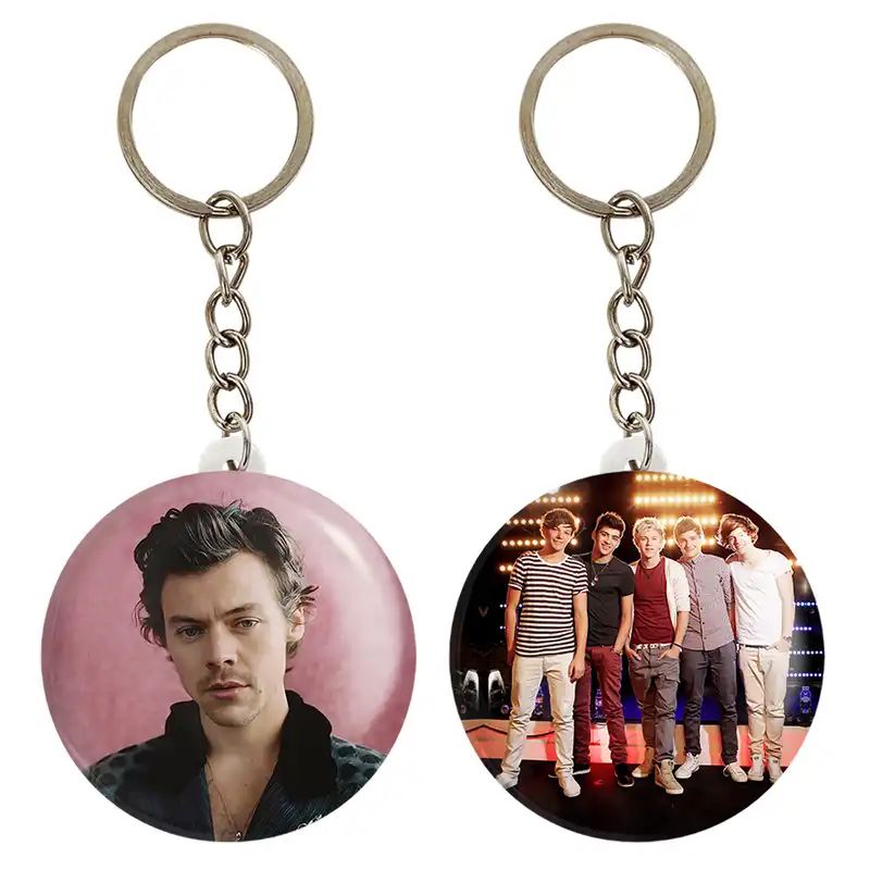 جاکلیدی خندالو مدل هری استایلز گروه موسیقی وان دایرکشن کد 1889918904 مجموعه 2 عددی