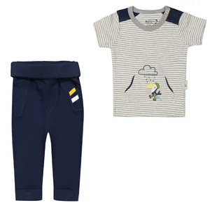 ست تی شرت و شلوار نوزادی نیلی مدل toka s 2022