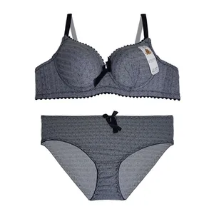 ست شورت و سوتین زنانه مدل اسفنجی قلب مینیاتوری کد 20664 رنگ مشکی