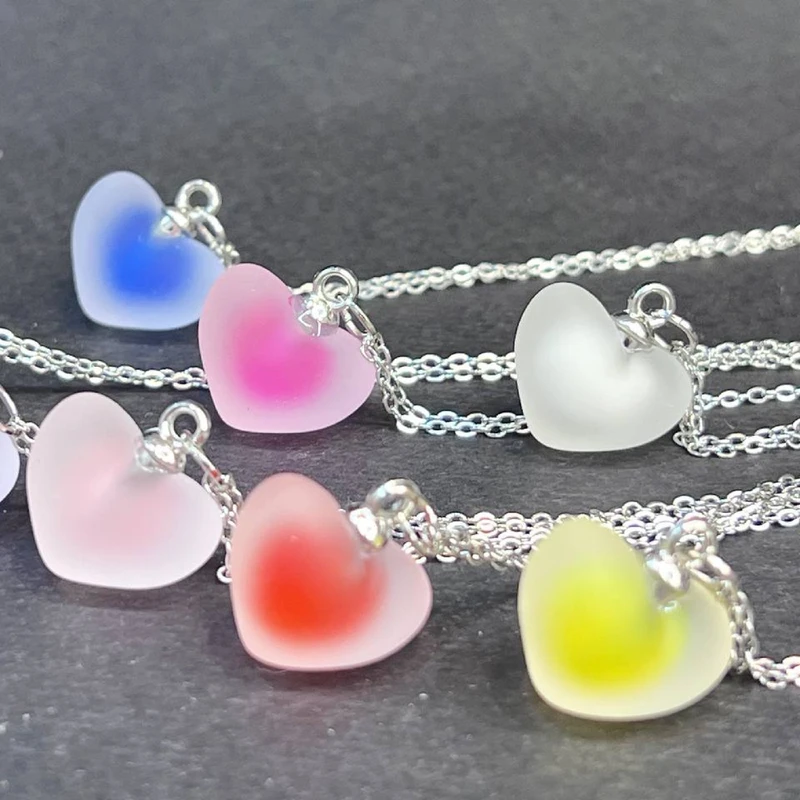 عکس شماره 3 : گردنبند مدل قلب یخی