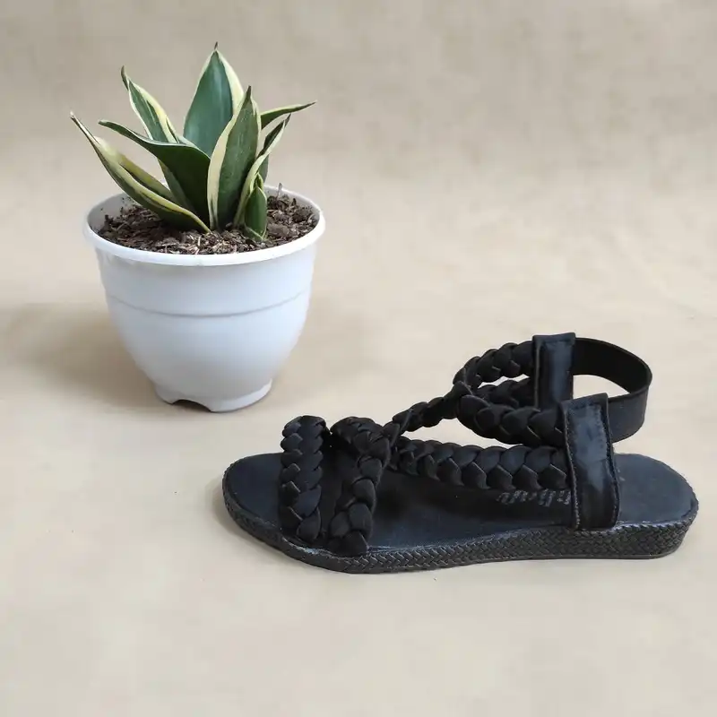 صندل زنانه کد 2700