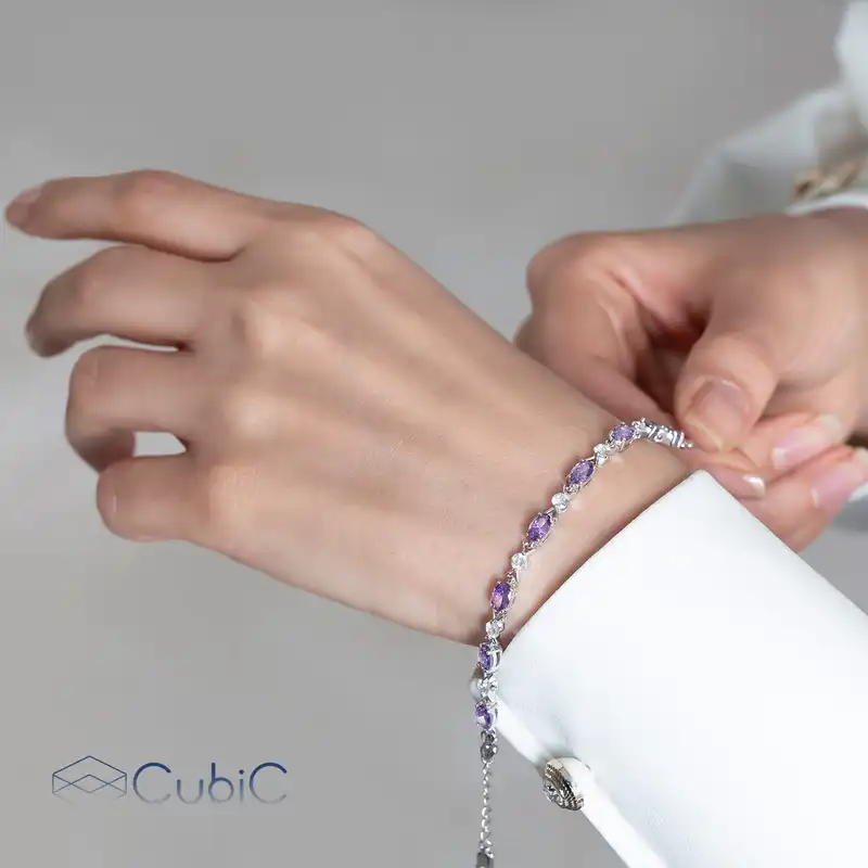 دستبند نقره زنانه کوبیک مدل کوبیک