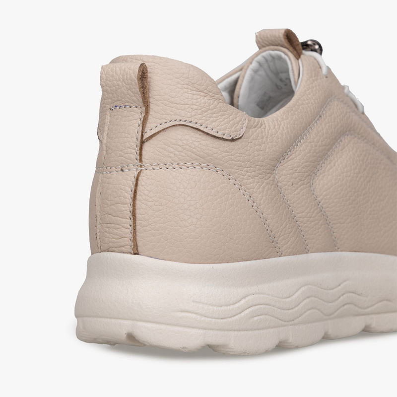 کفش طبی زنانه برتونیکس مدل 0325