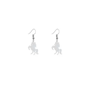 گوشواره نقره زنانه هایکا طرح اسب مدل n.ha355