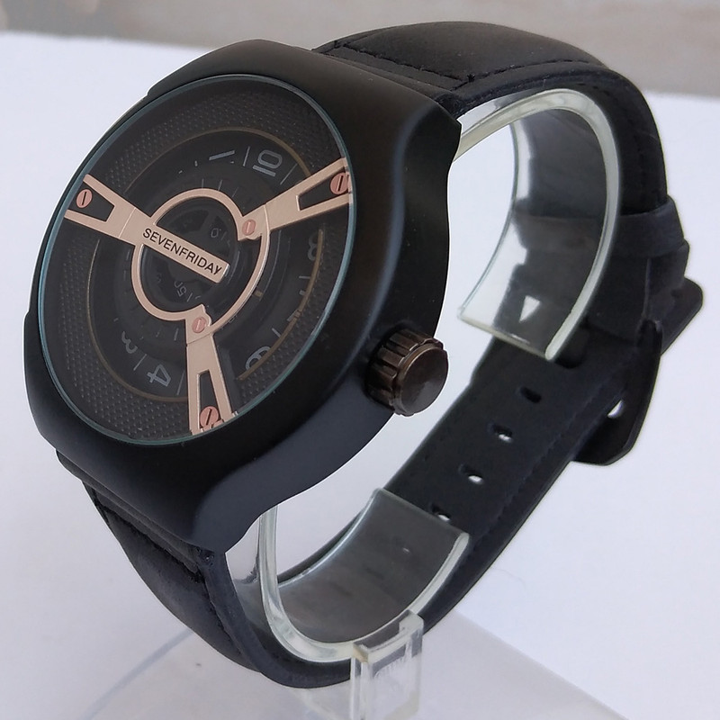 ساعت مچی عقربه‌ای مردانه کد 40