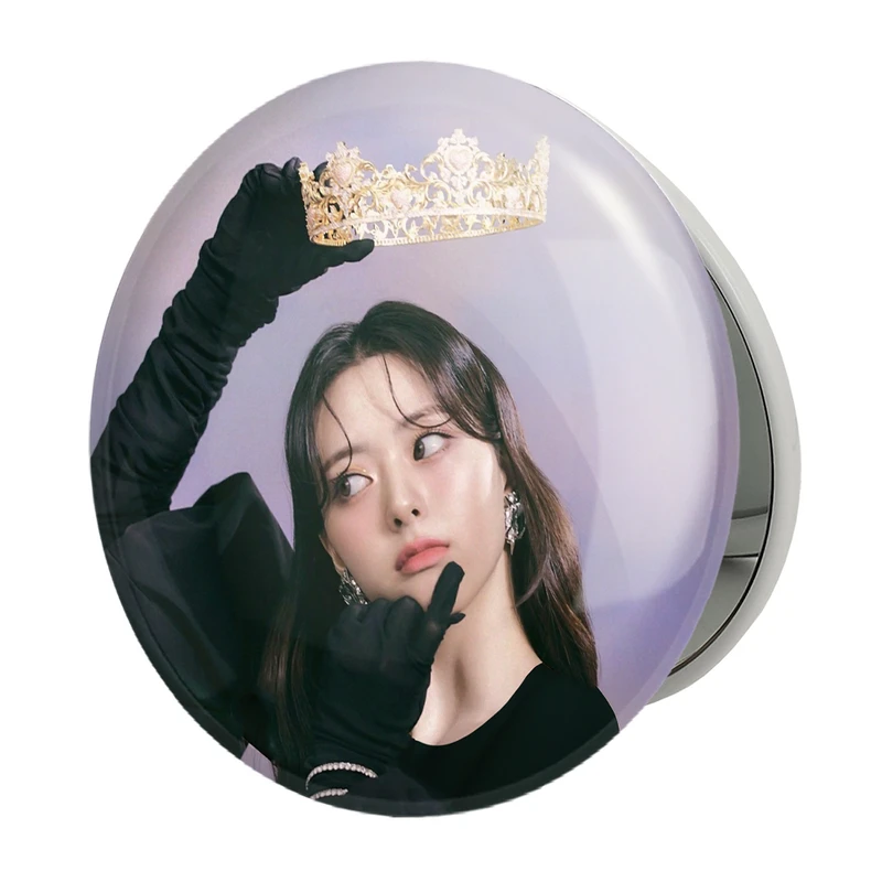 آینه جیبی خندالو طرح یونا گروه ایتزی ITZY مدل تاشو کد 20214 