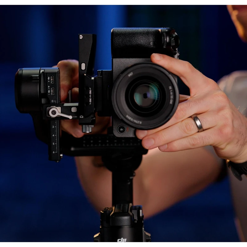 عکس شماره 4 : گیمبال دی جی آی مدل dji rs4 combo