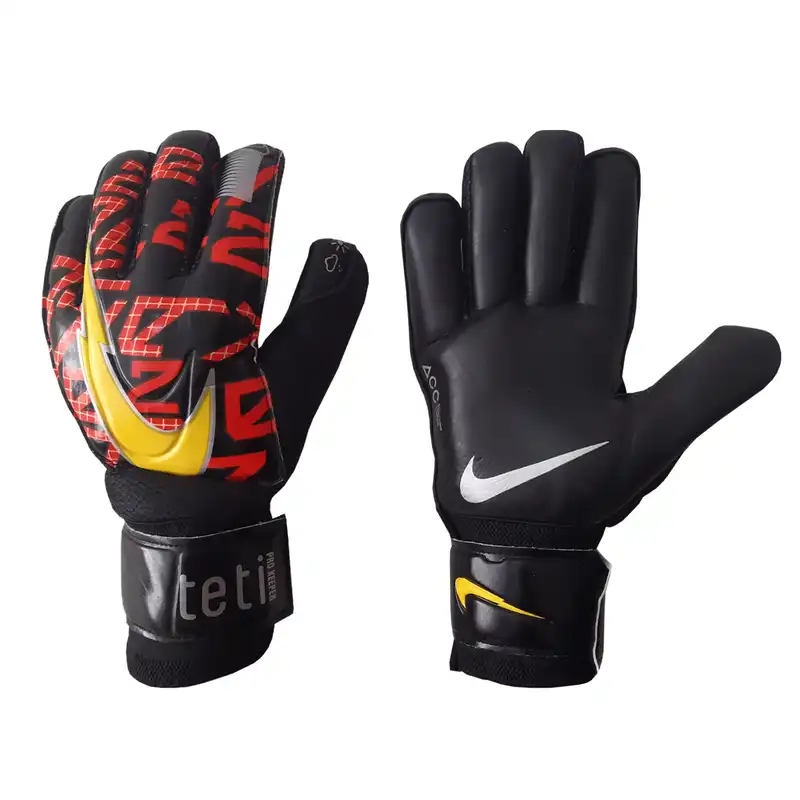 دستکش دروازه بانی مدل ed KE