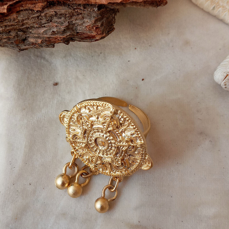 انگشتر زنانه مدل ورشو کد GOL-0061