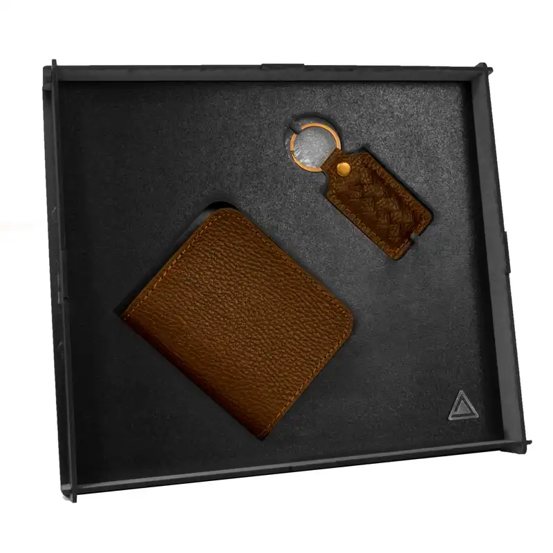 ست هدیه چرم آراهمراه مدل ARASET11