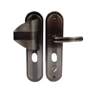 دستگیره در مدل هلالی کد L-15432 بسته دو عددی