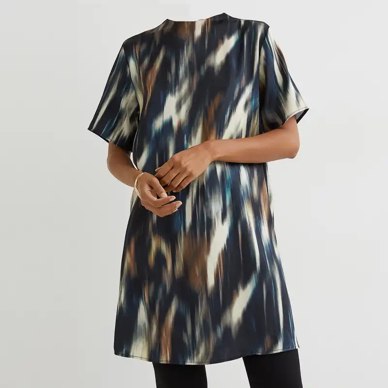 پیراهن زنانه اچ اند ام مدل کهکشانی - 003