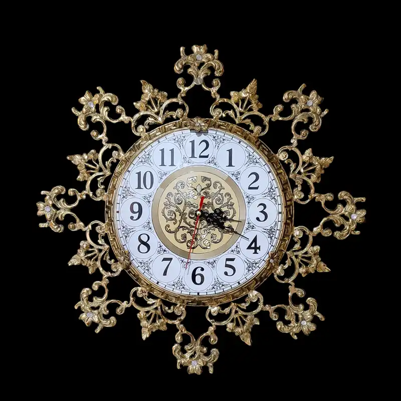 ساعت برنجی مدل سلین